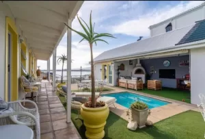 places to stay in Gordons Bay 