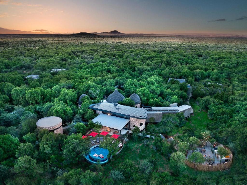 Mbazo Safari Lodge